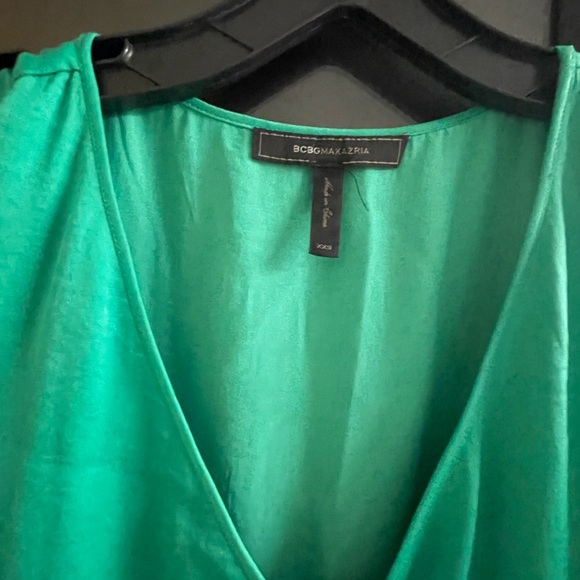 BCBGMaxAzria Vibrant Green High Low Dress‎ - Picture 2 of 2